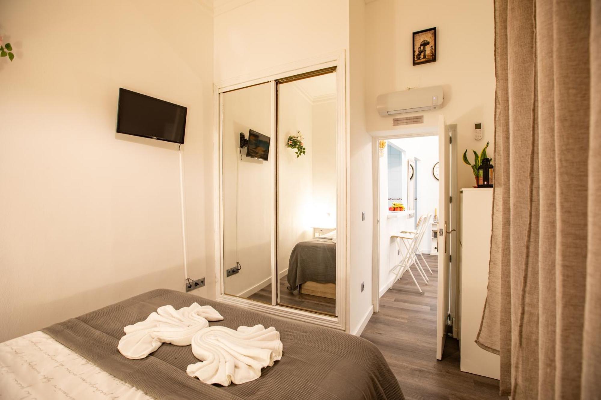 La Guarda Del Angel Apartment Мадрид Екстериор снимка